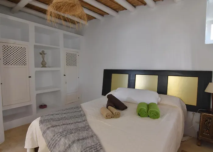 Cortijo El Albaricoque De La Sierra - Finca De 75 Hectareas !