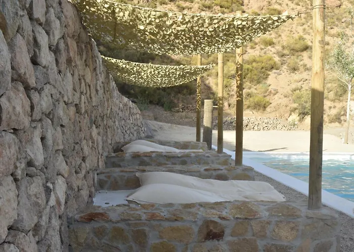 Cortijo El Albaricoque De La Sierra - Finca De 75 Hectareas !